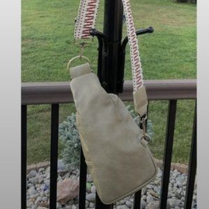 NWOT Anthropologie Urban Originals Sling Bag-